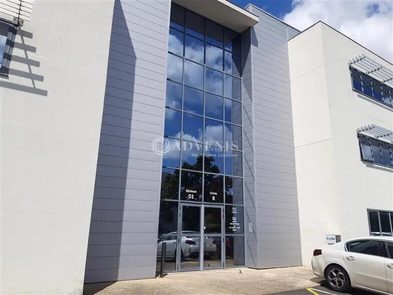 Office in Carquefou to rent - Building Photo - Image 3 of 4