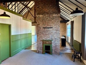 1-5 Warstone Ln, Birmingham to rent Interior Photo- Image 1 of 5