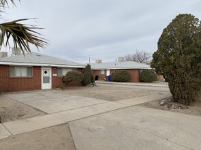 1102 Chaparro St, Las Cruces, NM for sale Primary Photo- Image 1 of 1