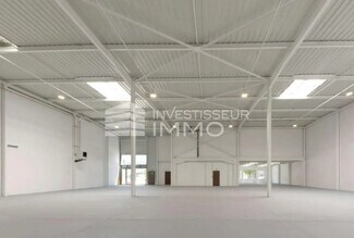 More details for Office, Light Industrial to Rent