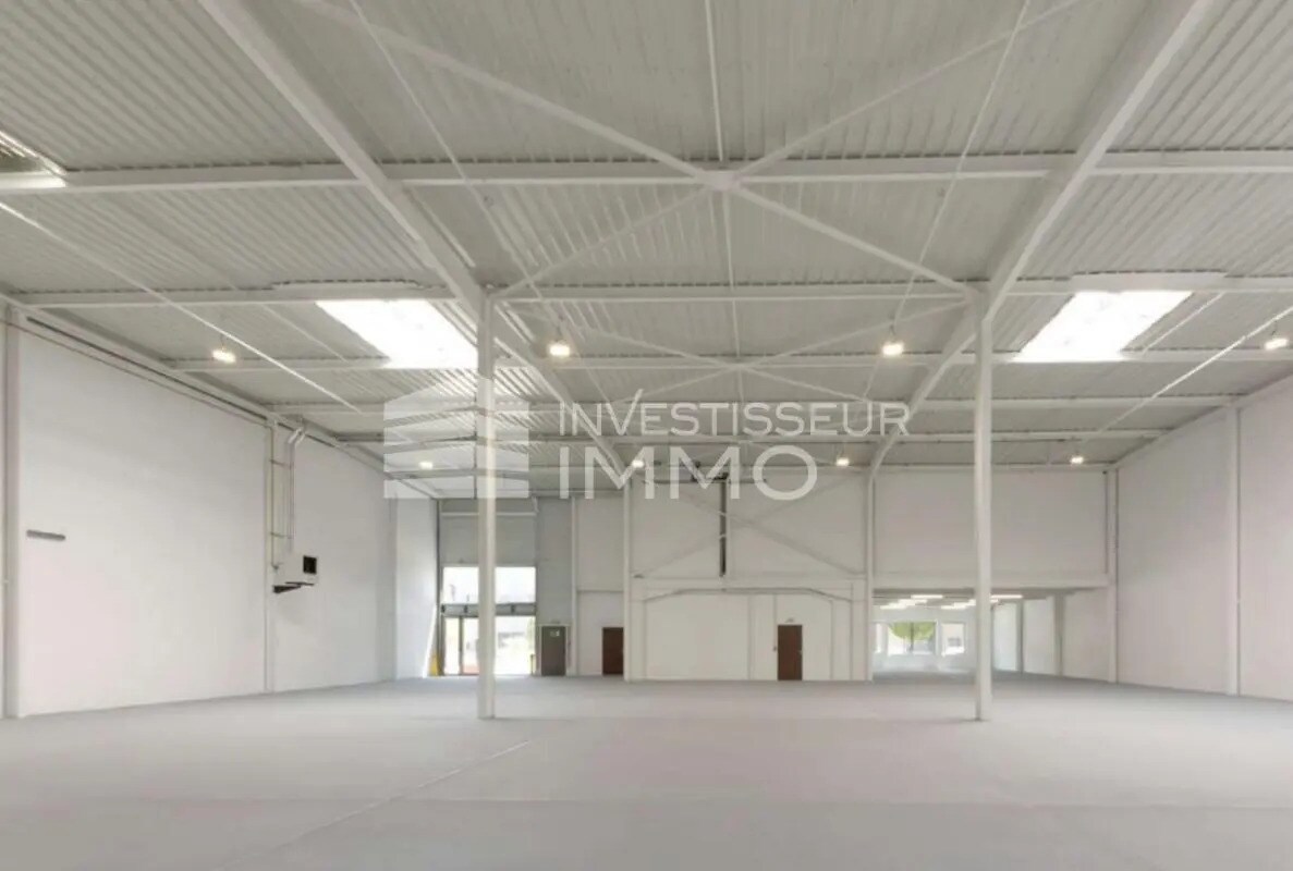 Office in Le Blanc-Mesnil to rent Interior Photo- Image 1 of 6