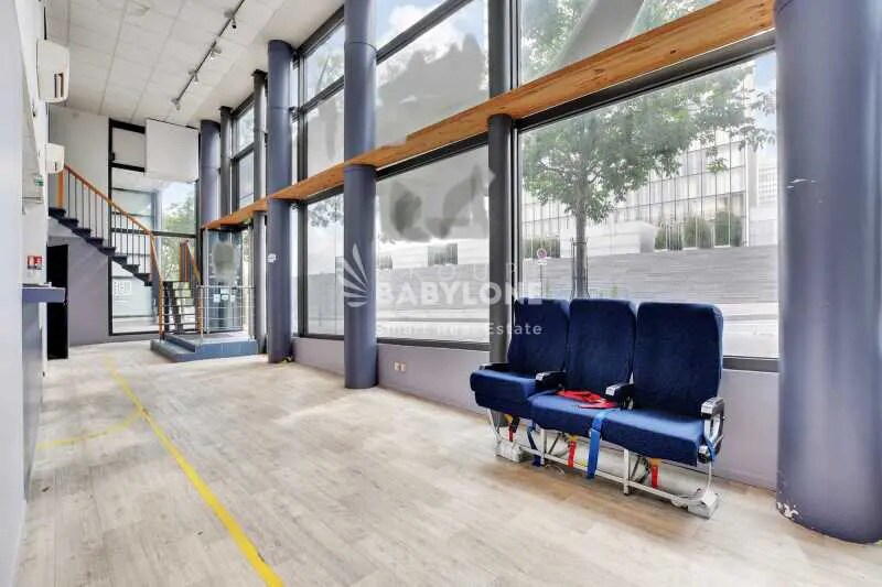 Office in Paris for sale - Interior Photo - Image 2 of 7