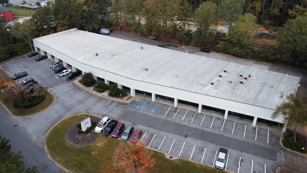 4225 Phil Niekro Pky, Norcross, GA for rent - Building Photo - Image 1 of 11