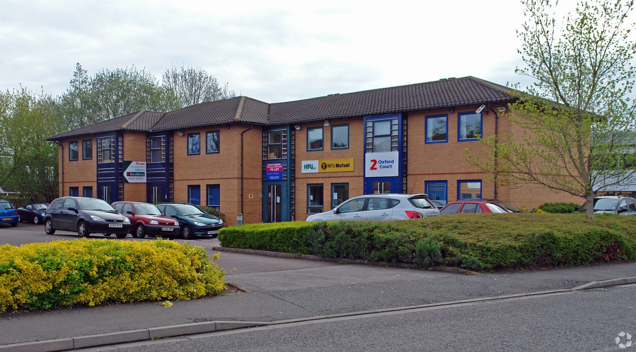 St. James Rd, Brackley to rent Primary Photo- Image 1 of 19