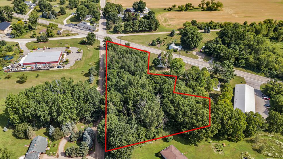 W Grand River Ave, Howell, MI for sale - Primary Photo - Image 1 of 1