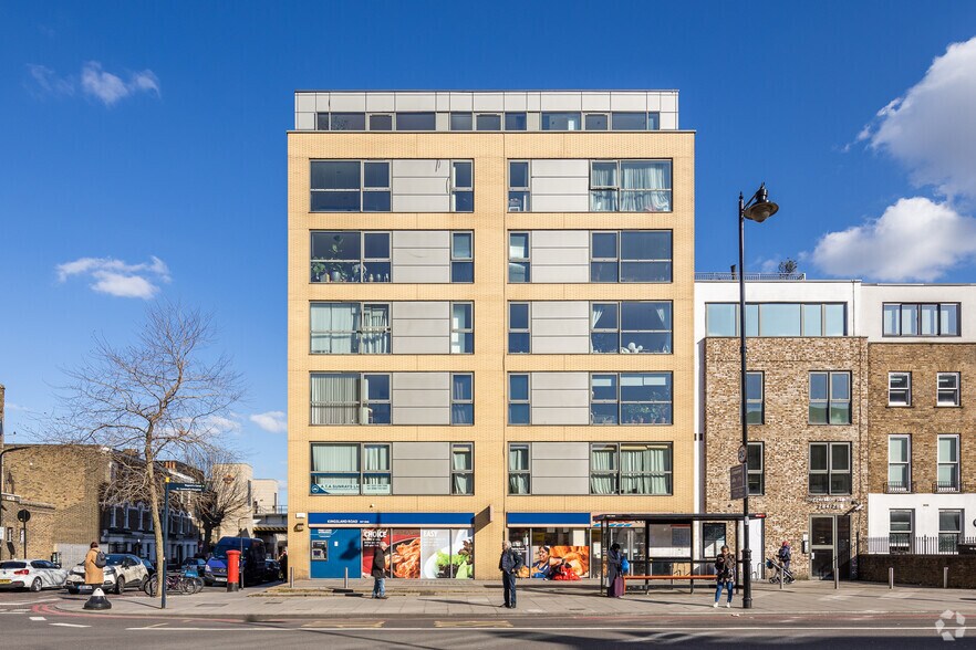 284-288 Kingsland Rd, London to rent - Building Photo - Image 2 of 4