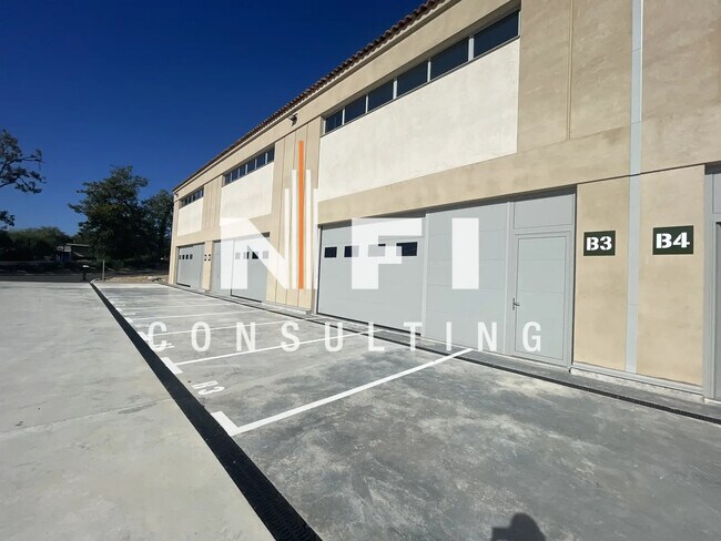 Location Local d'activités 254 m²