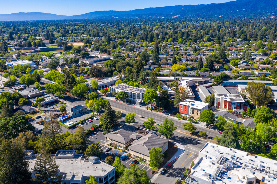 1580 W El Camino Real, Mountain View, CA for rent - Aerial - Image 3 of 8