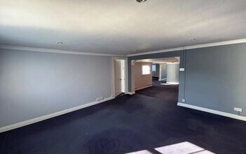 16-17 Montpellier Arcade, Cheltenham to rent Interior Photo- Image 2 of 6