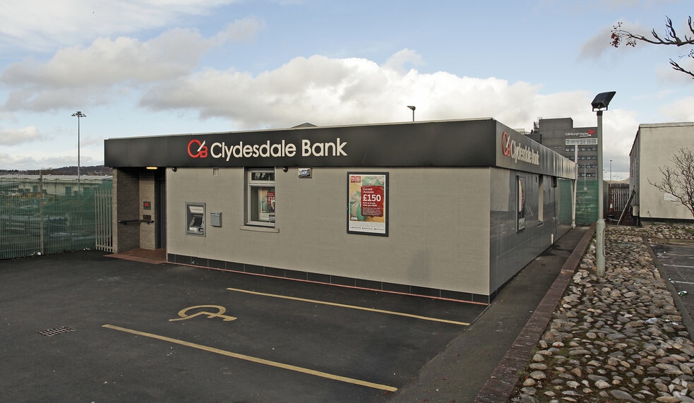 12 Bankhead Ave, Edinburgh to rent - Primary Photo - Image 1 of 2