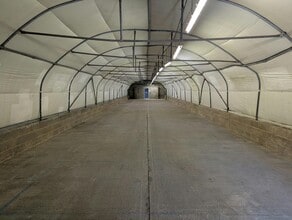 Arundel Rd, Arundel to rent Interior Photo- Image 1 of 2