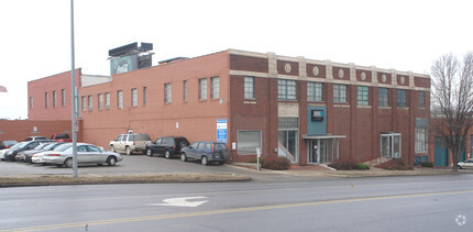 2540 W Pennway St, Kansas City, MO for rent Building Photo- Image 1 of 15