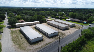 1102 Lagarto Rd, George West, TX for sale Primary Photo- Image 1 of 1