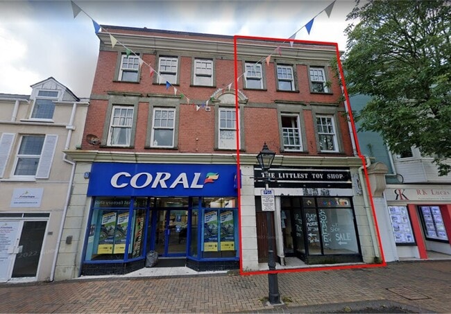 More details for 65-67 Charles St, Milford Haven - Retail to Rent