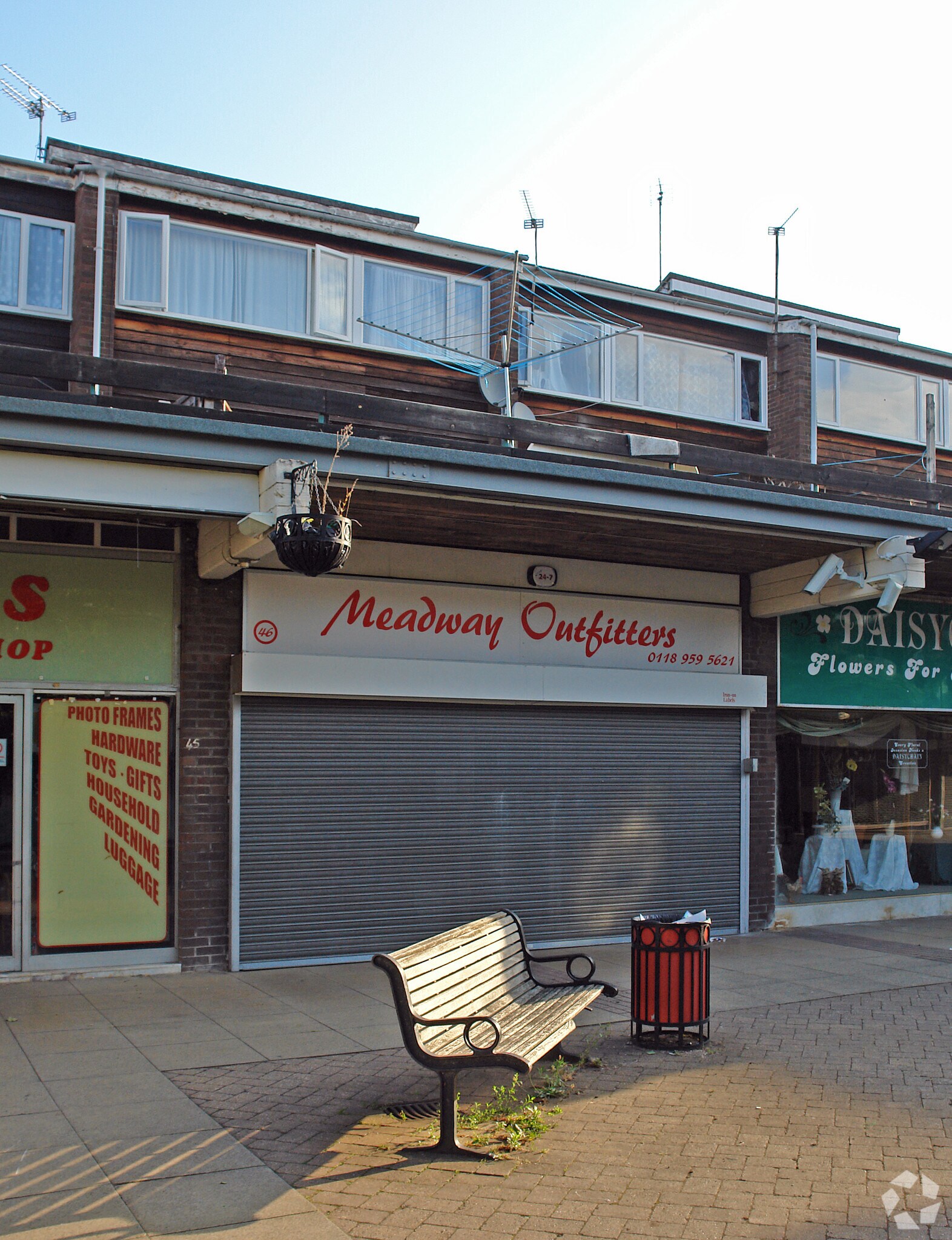 46 Meadway Prec, Reading for sale Primary Photo- Image 1 of 1