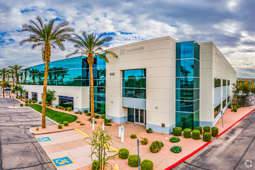 4025 E Cotton Center Blvd, Phoenix, AZ for sale - Primary Photo - Image 1 of 1