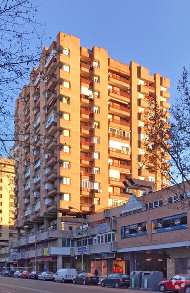Build-to-Rent in Madrid, Madrid for sale - Primary Photo - Image 1 of 2
