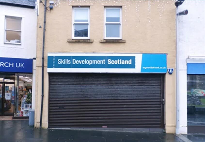 7 South Strand St, Stranraer to rent - Building Photo - Image 1 of 5