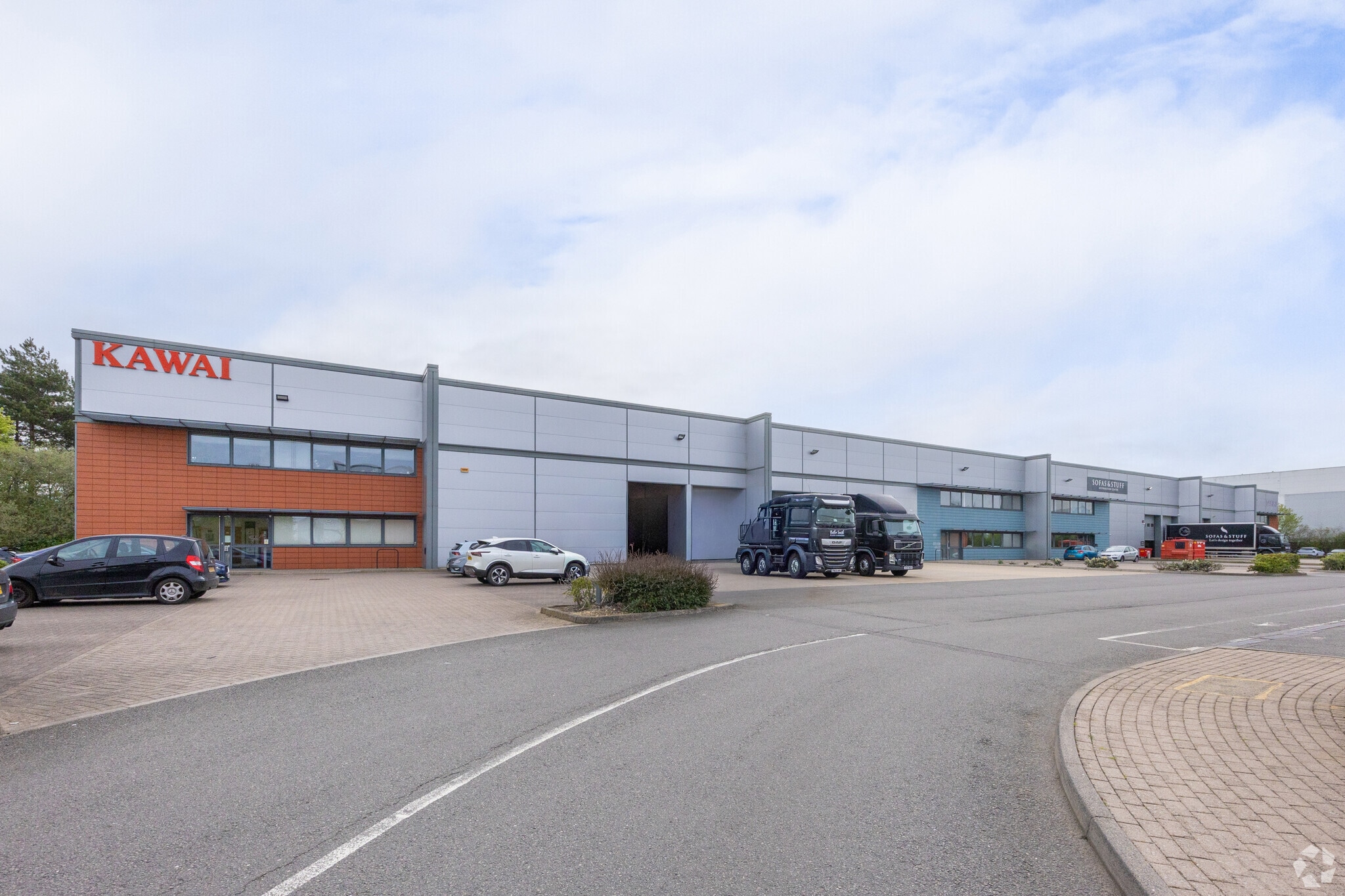 Dunfermline Ct, Milton Keynes to rent Primary Photo- Image 1 of 5