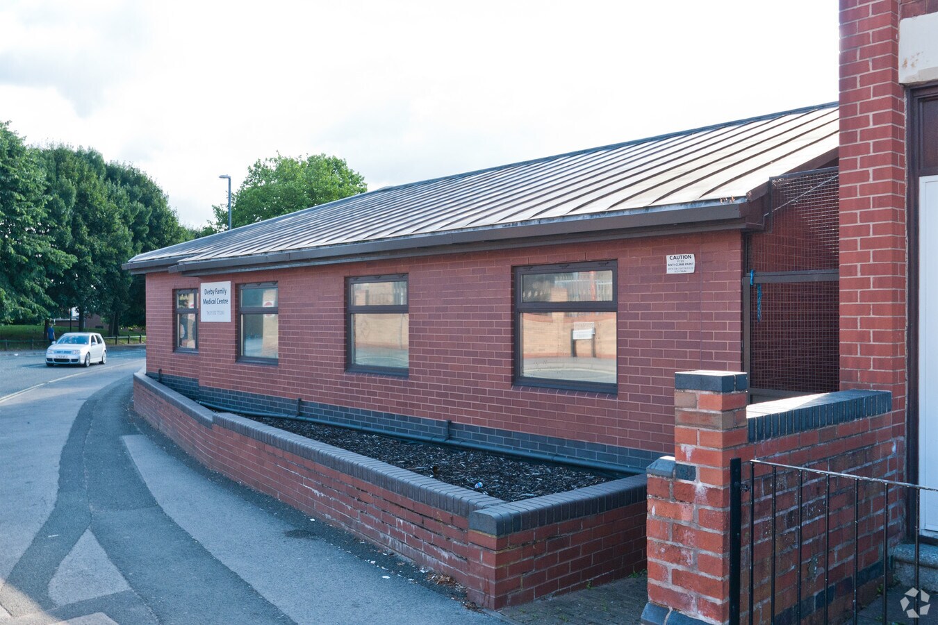 1 Hastings St, Derby DE23 6QQ UK