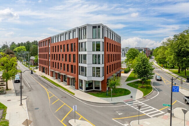 More details for 57 E Pleasant St, Amherst, MA - Retail to Rent