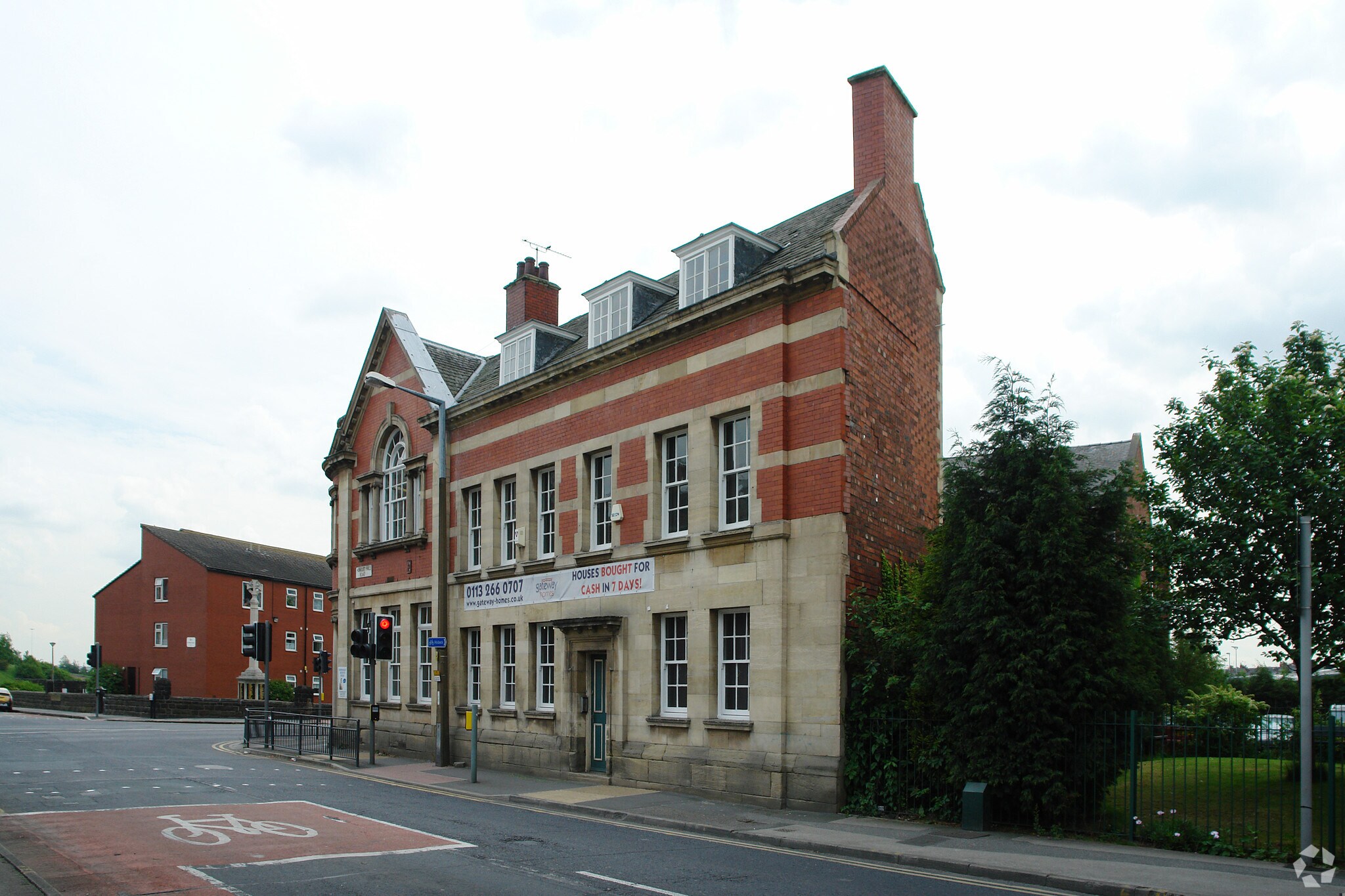 116 Dewsbury Rd, Leeds for sale Building Photo- Image 1 of 1