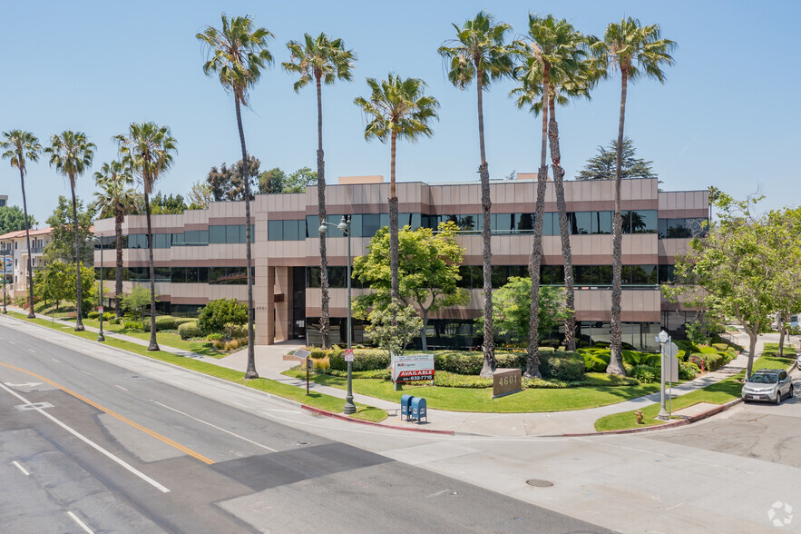 4601 Wilshire Blvd, Los Angeles, CA for rent - Primary Photo - Image 1 of 9