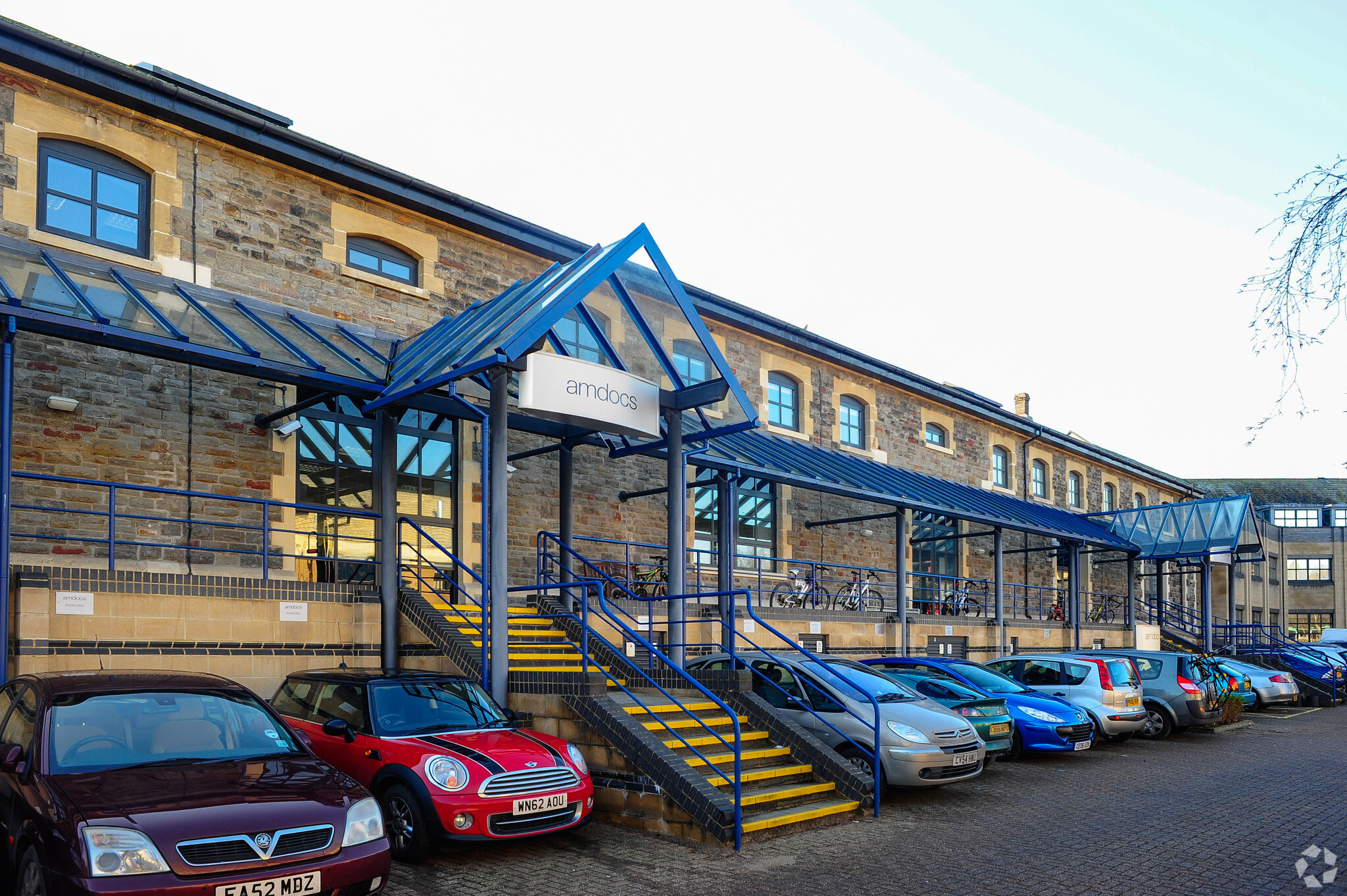 Lower Bristol Rd, Bath for rent Building Photo- Image 1 of 8