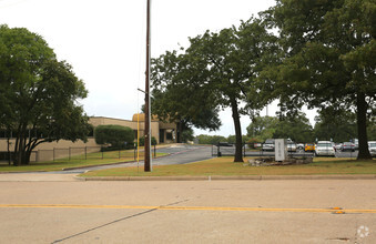 2100 Reliance Pky, Bedford, TX for sale Building Photo- Image 1 of 1