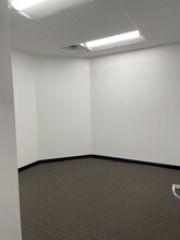 800 Corporate Cir, Harrisburg, PA for rent Interior Photo- Image 2 of 3