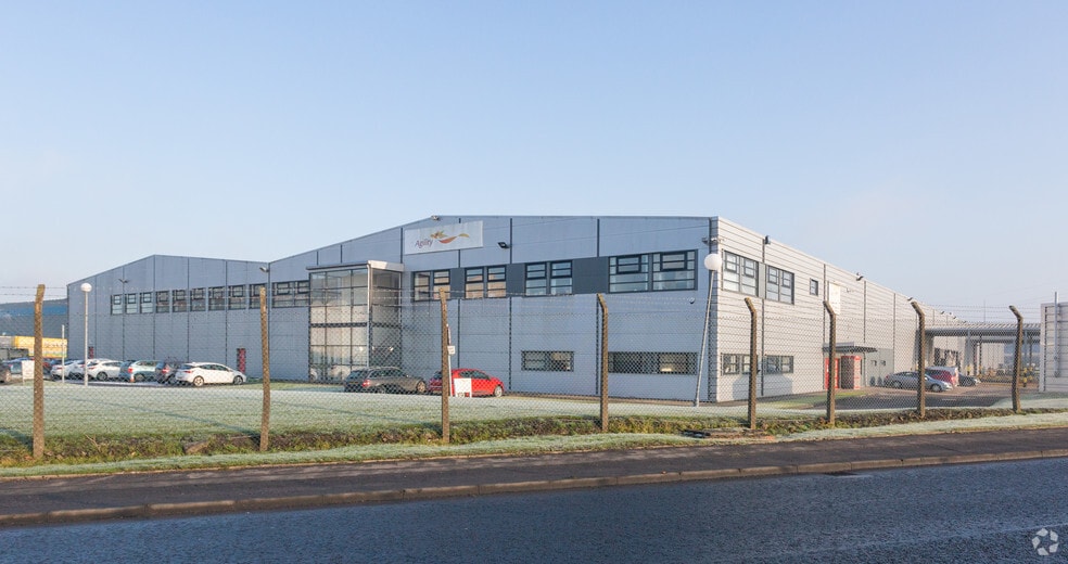 21B Burnbrae Dr, Linwood for sale - Primary Photo - Image 1 of 1