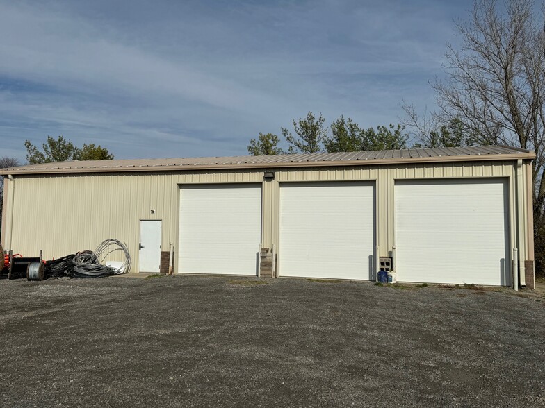 3840 Elida Rd, Lima, OH for rent - Building Photo - Image 2 of 5