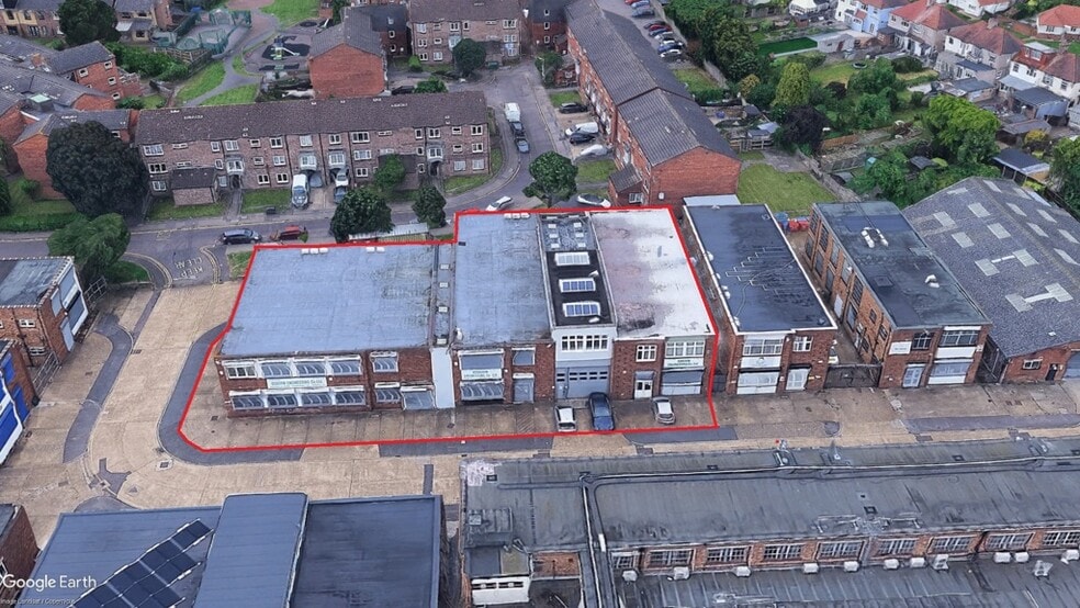 Units C & D Chesham Close, Romford portfolio of 2 properties for sale on LoopNet.co.uk - Building Photo - Image 2 of 10