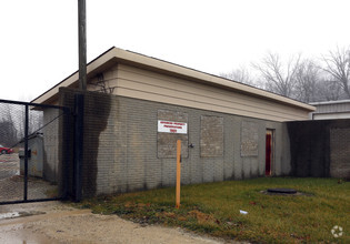 1901 W Enterprise Ave, Muncie, IN for sale Primary Photo- Image 1 of 1