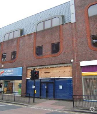 4-6 Thames St, Staines to rent - Building Photo - Image 3 of 4