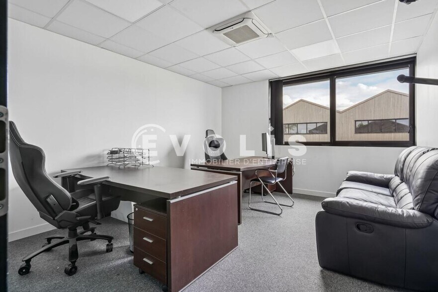 Office in Wissous to rent - Interior Photo - Image 3 of 13