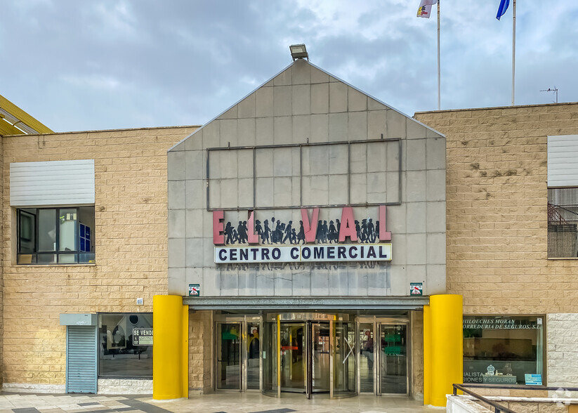 Avenida Castilla, 6, Alcalá De Henares, Madrid for rent - Building Photo - Image 3 of 5