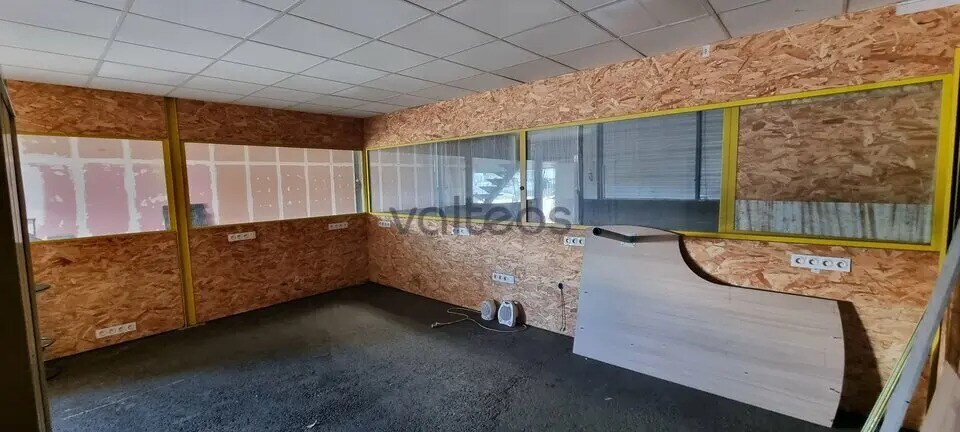 Office in Mondouzil to rent - Building Photo - Image 3 of 7