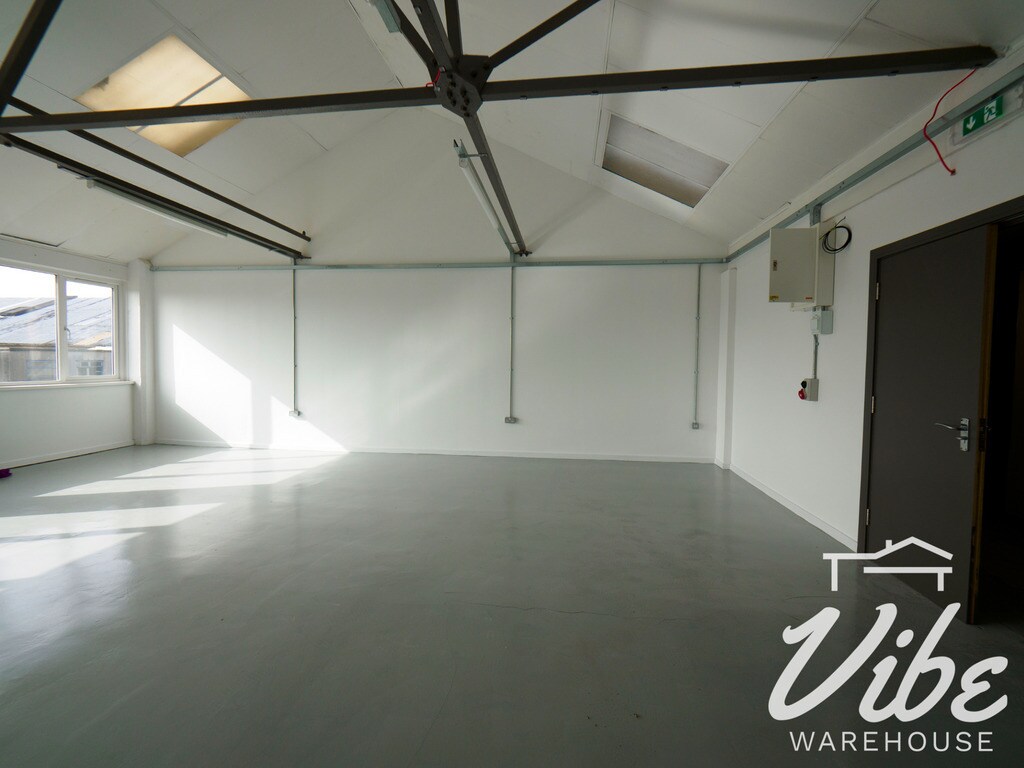 Lawley St, Stoke On Trent to rent Building Photo- Image 1 of 17