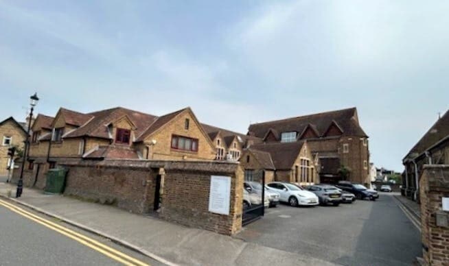 Arthur Rd, Windsor for sale - Primary Photo - Image 1 of 1