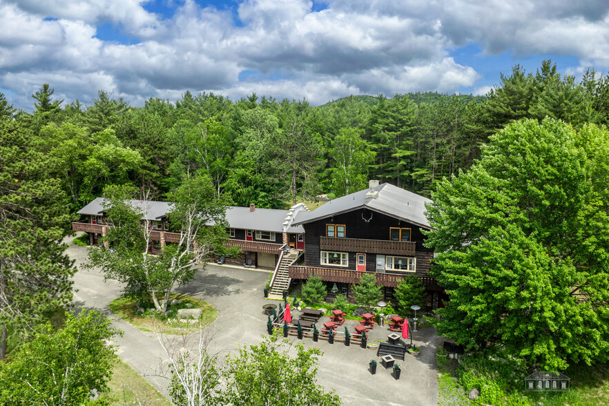 788 Springfield Rd, Wilmington, NY for sale - Building Photo - Image 1 of 33