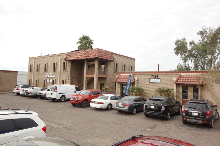 7122 N 59th Ave, Glendale, AZ for rent - Primary Photo - Image 1 of 3