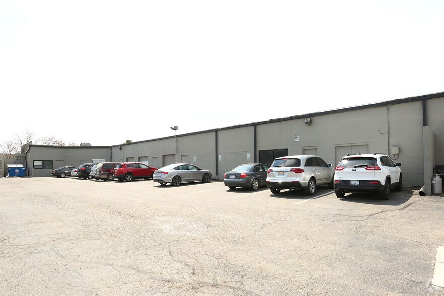 3610 W Liberty Rd, Ann Arbor, MI to rent - Building Photo - Image 2 of 4