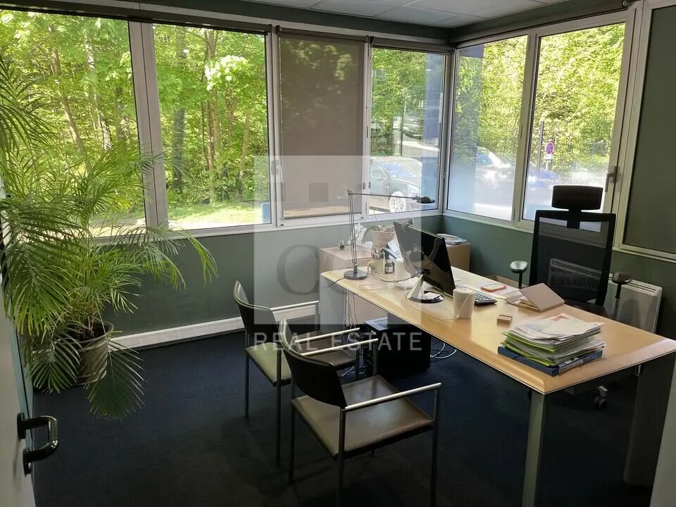 Office in Lissieu for sale Building Photo- Image 1 of 13
