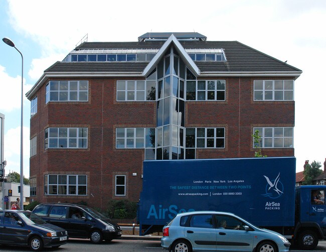 More details for 84 Lower Mortlake Rd, Richmond - Office to Rent