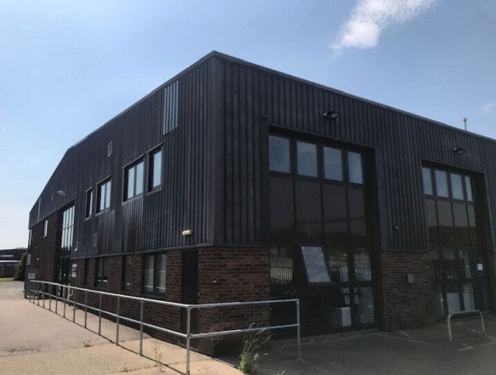 Kepler, Tamworth to rent - Building Photo - Image 1 of 7