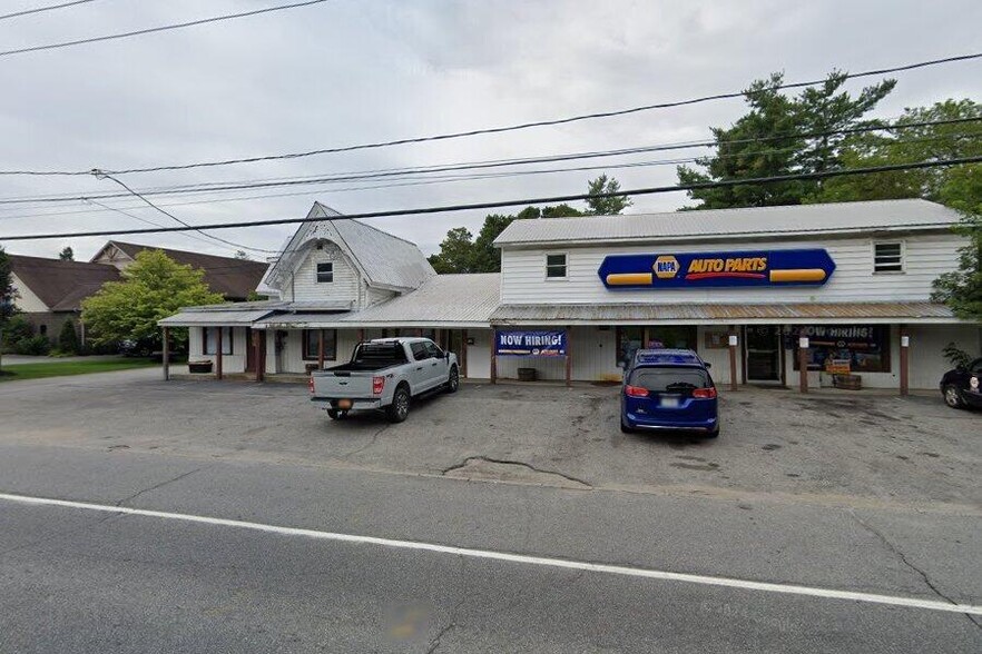 3949 Main St, Warrensburg, NY for sale - Building Photo - Image 1 of 6