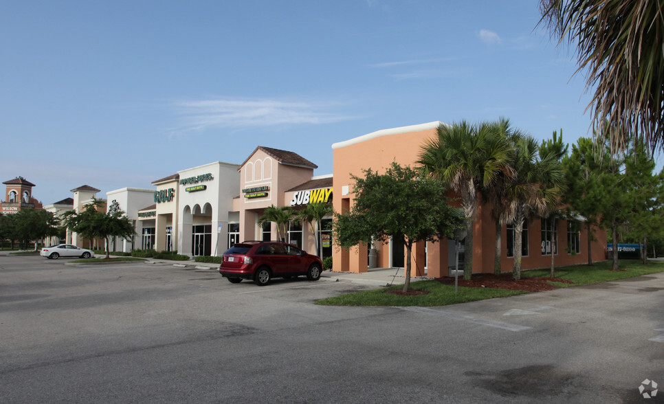 3440 Renaissance Blvd, Bonita Springs, FL for rent - Primary Photo - Image 1 of 4