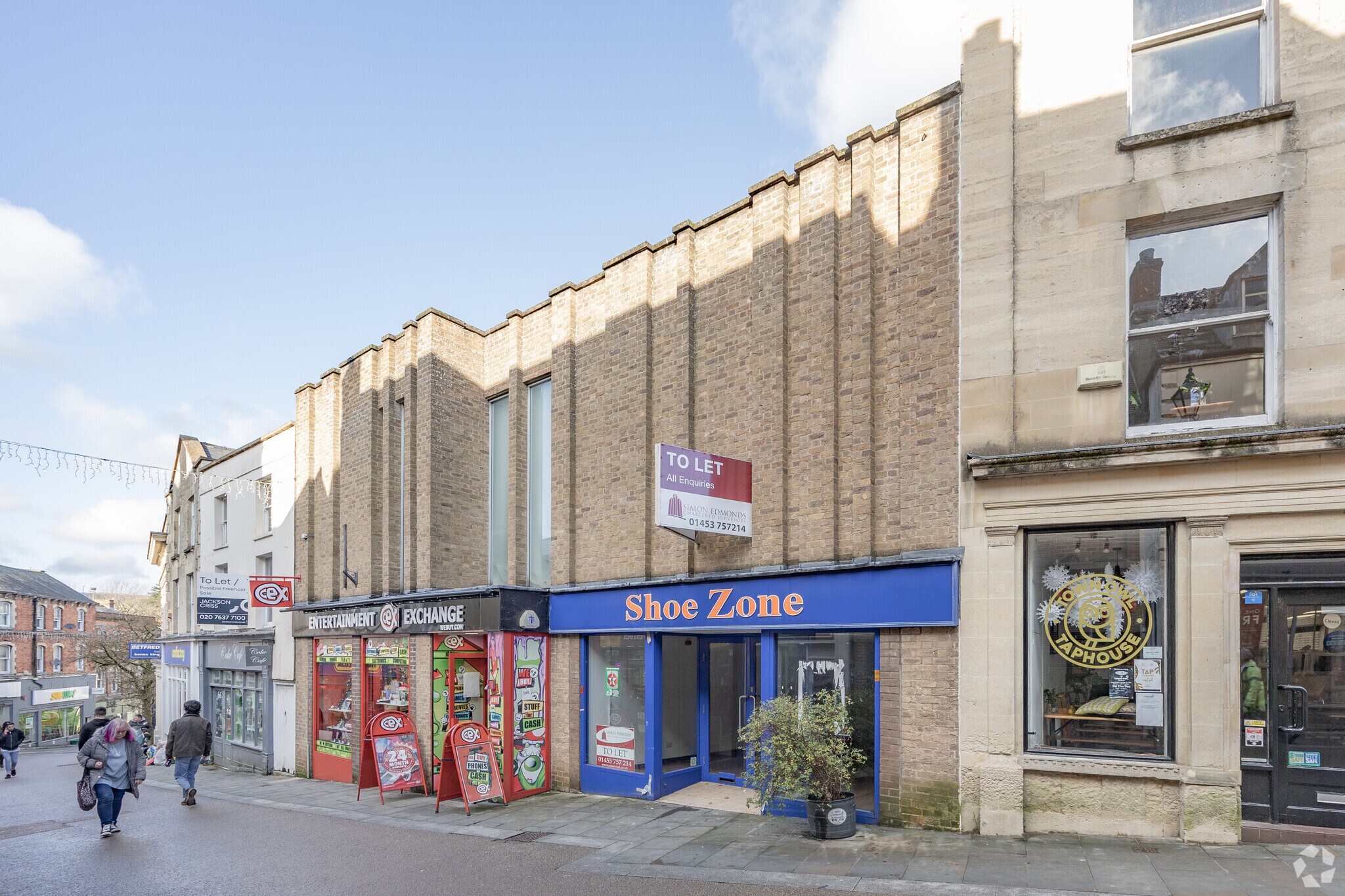 63-65 High St, Stroud for sale Primary Photo- Image 1 of 1