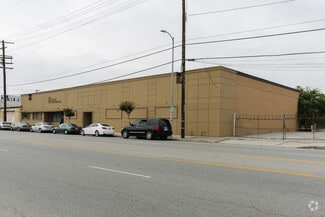 More details for 14845 Oxnard St, Van Nuys, CA - Industrial for Sale